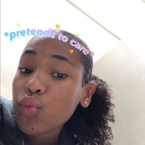 Meet your Posher, Janaya